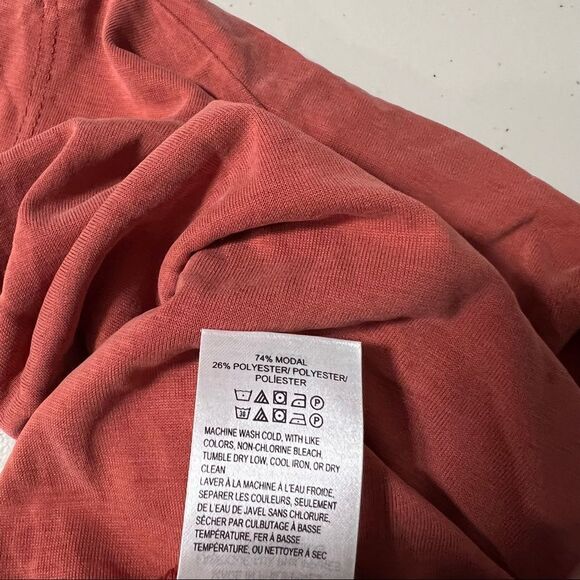 𝅺🆕 Lucky Brand Twist Front V-Neck Crop Top - Picture 5 of 8